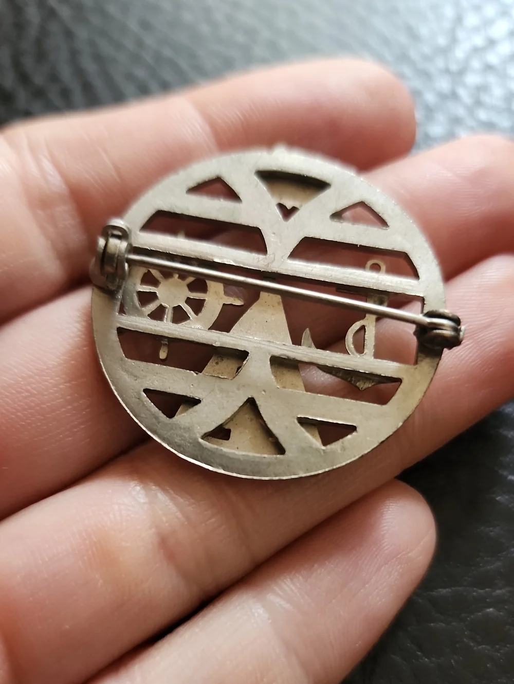 N/A elegant silver